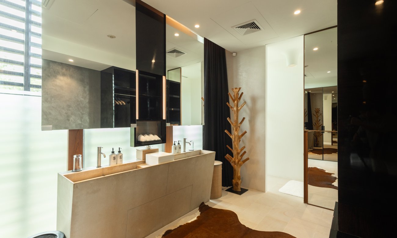 Iniala Penthouse