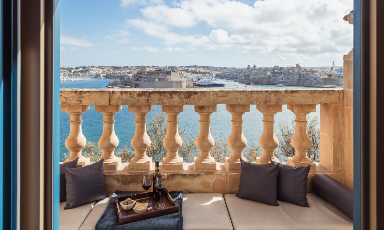 Grand Harbour Penthouse Suites