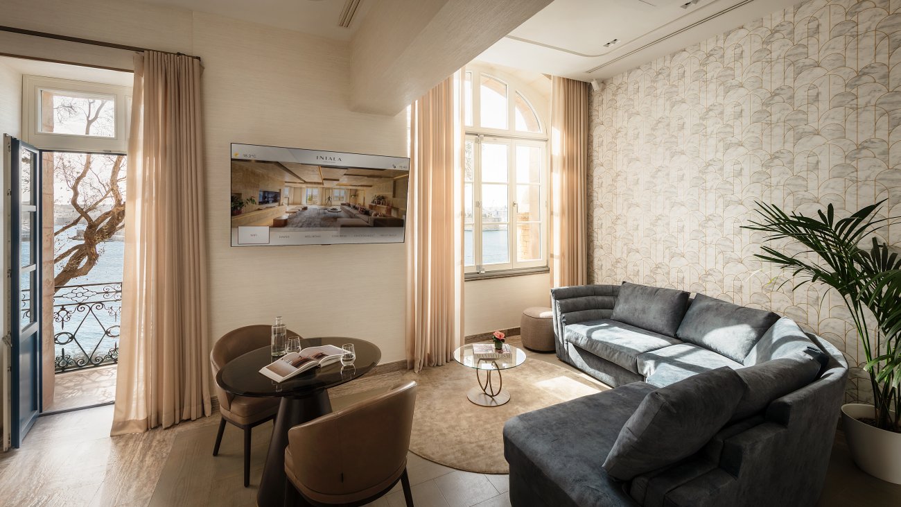 Pied-à-Terre